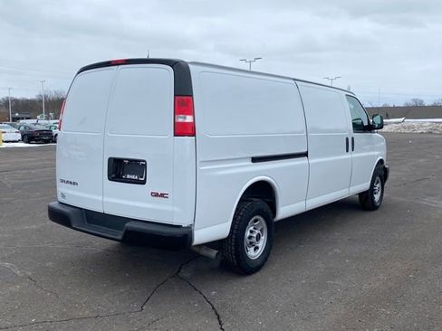 Certified 2024 GMC Savana 2500 Work Van w/ Driver Convenience Package image 4