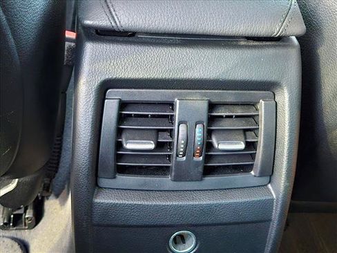Used 2015 BMW 328i Sedan RWD image 17