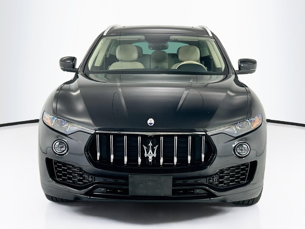 Used 2022 Maserati Levante GT AWD/4WD image 2