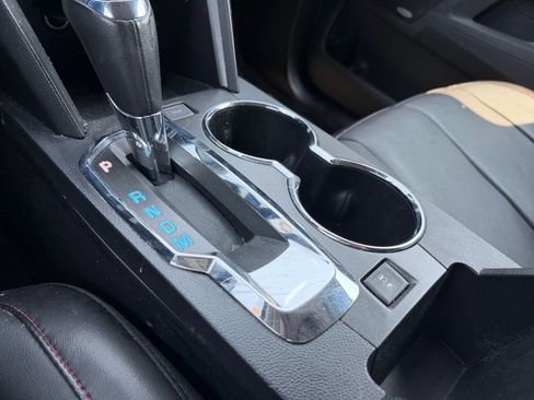 Used 2017 Chevrolet Equinox LT image 24