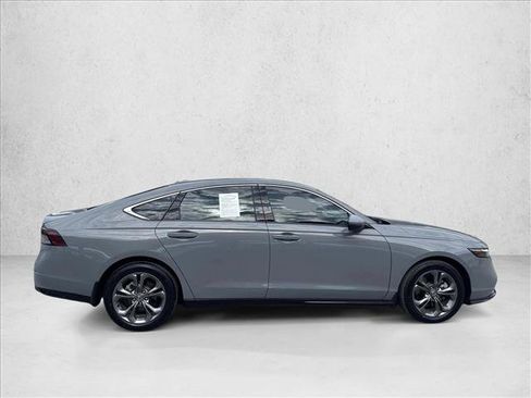 Used 2023 Honda Accord EX-L image 8