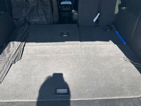 Used 2017 Chevrolet Traverse LT AWD/4WD image 7