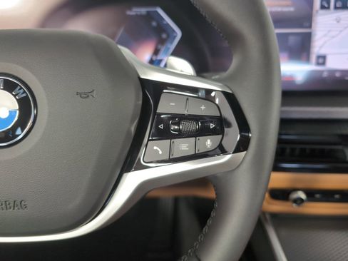 Used 2025 BMW 430i Coupe w/ Convenience Package image 26