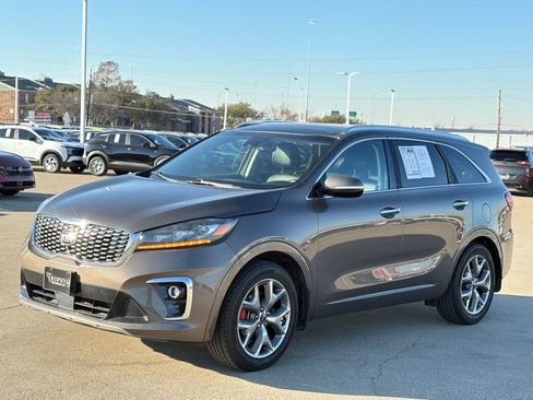 Used 2019 Kia Sorento SX w/ SX Touring Package image 3