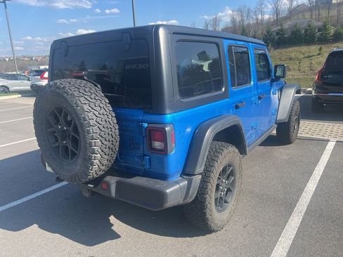 Used 2024 Jeep Wrangler Willys image 10