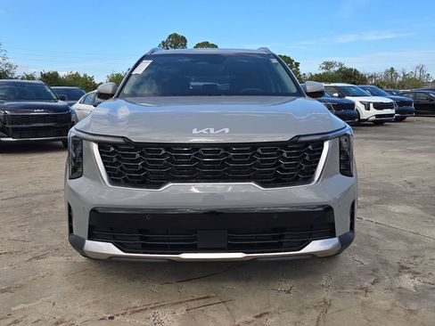 New 2026 Kia Sorento S image 3
