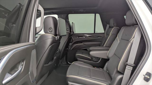 Used 2021 Cadillac Escalade Sport RWD image 17