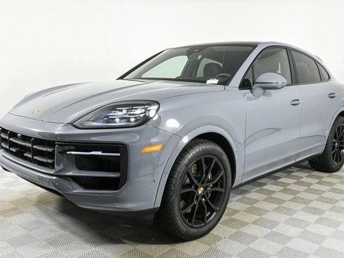 New 2025 Porsche Cayenne Coupe image 1