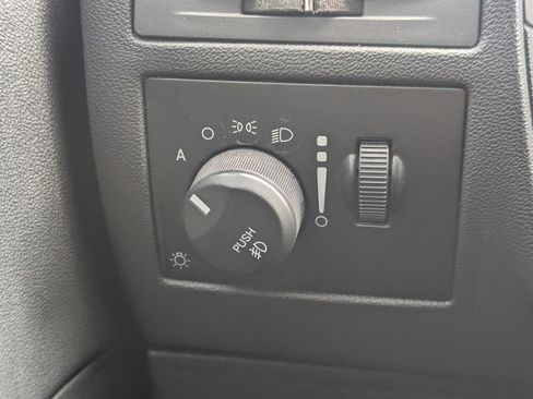 Used 2010 Dodge Challenger SRT8 w/ SRT Option Group II image 6