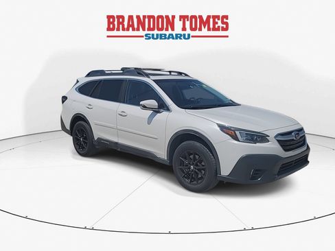 Used 2020 Subaru Outback Premium AWD/4WD image 2