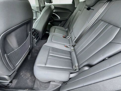 Certified 2025 Audi Q5 Premium AWD/4WD image 26