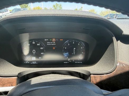 Used 2018 Volvo S90 T6 Momentum AWD/4WD image 14