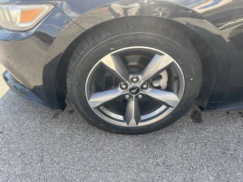 Used 2015 Ford Mustang Coupe w/ Equipment Group 051A image 11