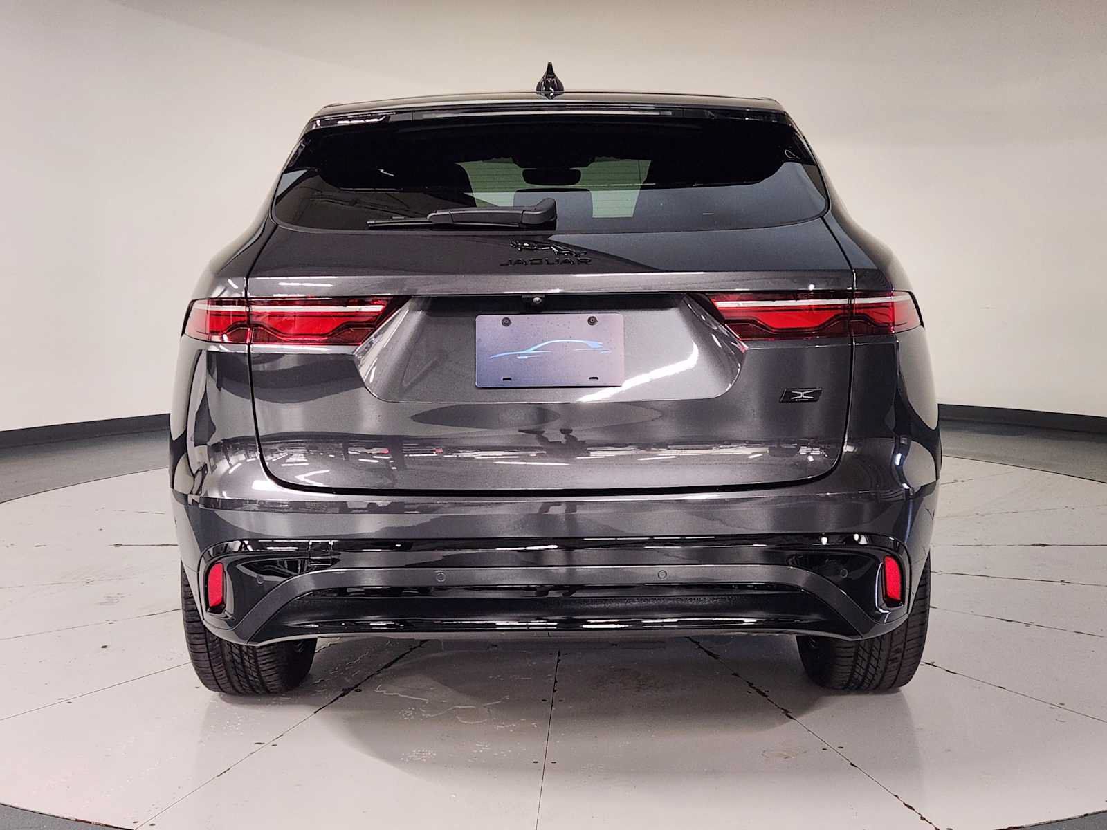 New 2026 Jaguar F-PACE R-Dynamic S AWD/4WD image 10