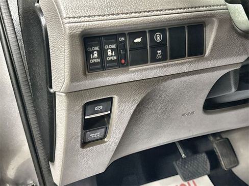 Used 2022 Honda Odyssey EX-L image 16