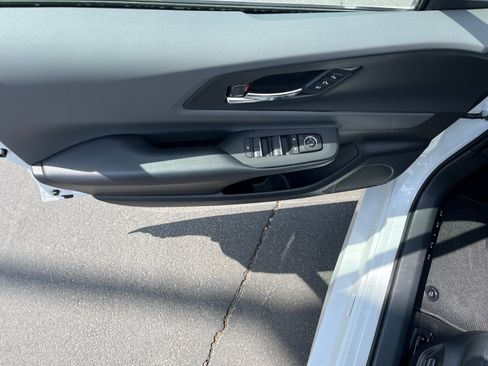 New 2026 Toyota Prius Limited FWD image 9