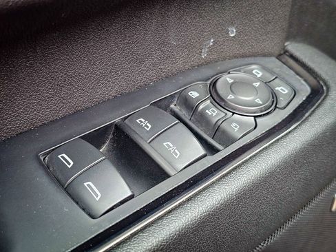 Certified 2024 GMC Sierra 2500 AT4 w/ AT4 Preferred Package image 8