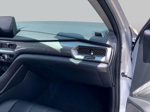 Used 2026 Acura Integra FWD image 17