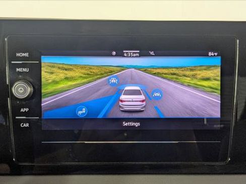 Used 2025 Volkswagen Jetta S image 30