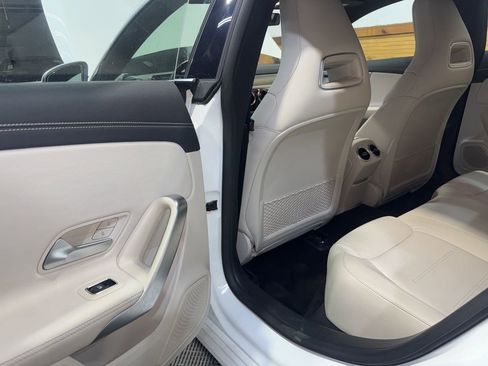 Used 2020 Mercedes-Benz CLA 250 image 22
