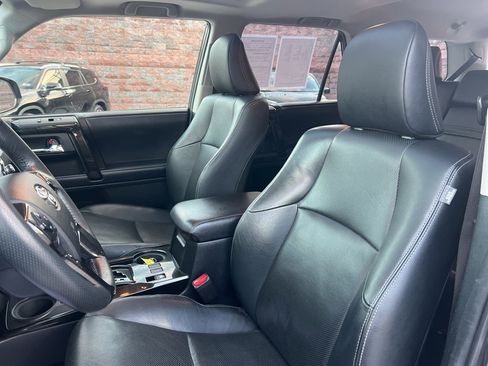 Used 2020 Toyota 4Runner Nightshade image 33