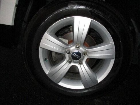 Used 2016 Jeep Patriot Latitude image 39