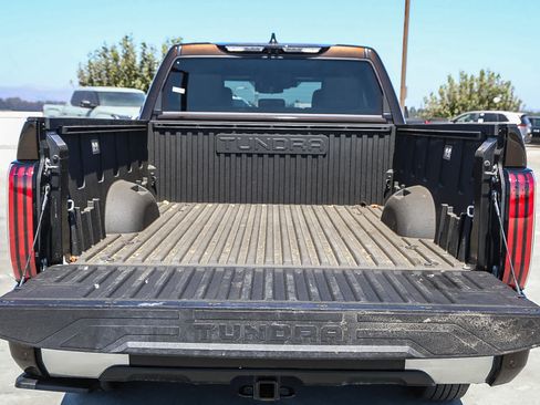 Used 2024 Toyota Tundra Limited AWD/4WD image 25