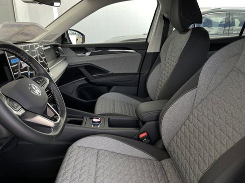 New 2025 Volkswagen Tiguan S image 14