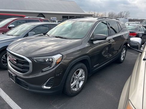 Used 2019 GMC Terrain SLE image 3