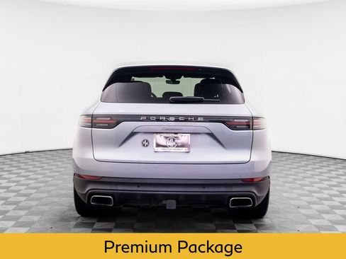 Used 2023 Porsche Cayenne AWD/4WD image 4