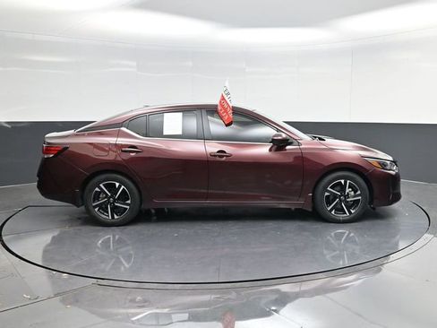 Used 2025 Nissan Sentra SV w/ All-Weather Package image 2