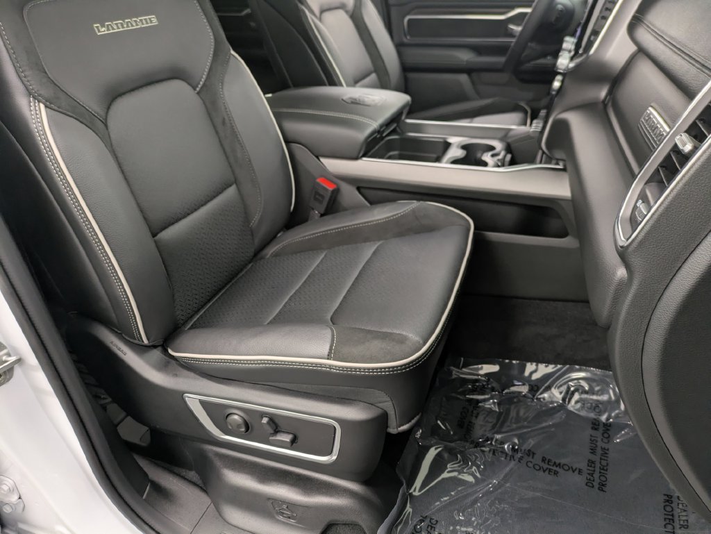 Used 2026 RAM 1500 Laramie w/ Sport Appearance Package AWD/4WD image 29