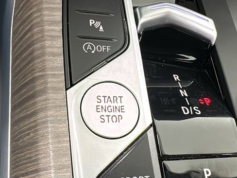 Used 2025 BMW 330i xDrive 330i xDrive image 22