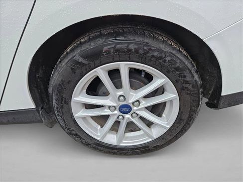 Used 2018 Ford Focus SE image 5
