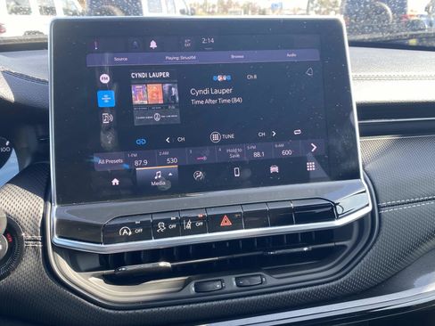 Used 2024 Jeep Compass Latitude w/ Convenience Group image 25