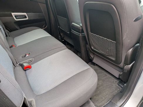 Used 2012 Chevrolet Captiva Sport LS FWD image 22
