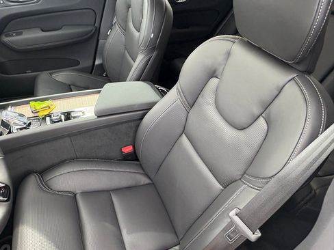 New 2026 Volvo XC60 B5 Ultra w/ Protection Package Premier image 18