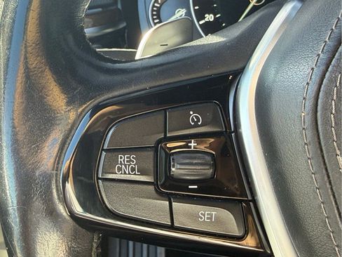 Used 2018 BMW 530i xDrive image 15