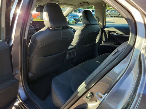 Used 2023 Toyota Camry XSE image 9