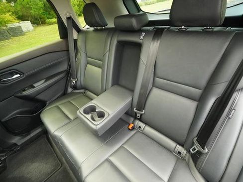 Used 2023 Nissan Rogue SL FWD image 28