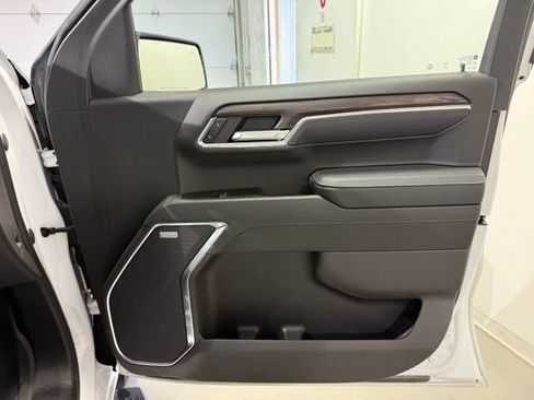 Certified 2023 GMC Sierra 1500 SLT w/ SLT Premium Plus Package AWD/4WD image 28
