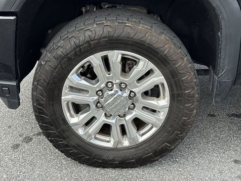 Certified 2022 GMC Sierra 3500 Denali w/ Technology Package image 35