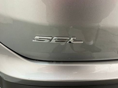 Used 2024 Ford Edge SEL w/ Convenience Package AWD/4WD image 6