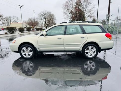 Used 2005 Subaru Outback 2.5XT Limited AWD/4WD image 2