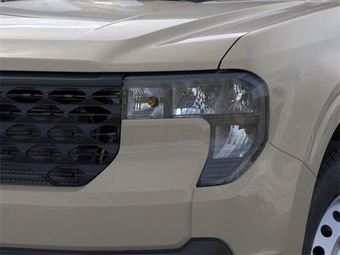 New 2025 Ford Maverick XL w/ Equipment Group 102A image 19
