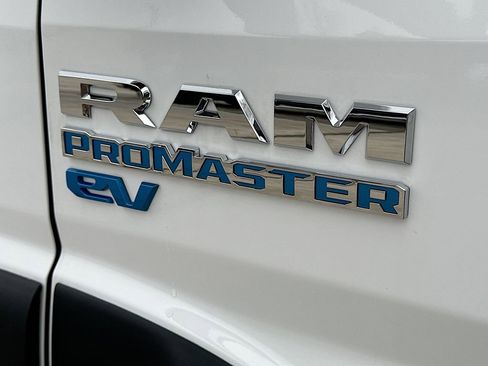 Used 2024 RAM ProMaster 3500 w/ Delivery Van Package image 28