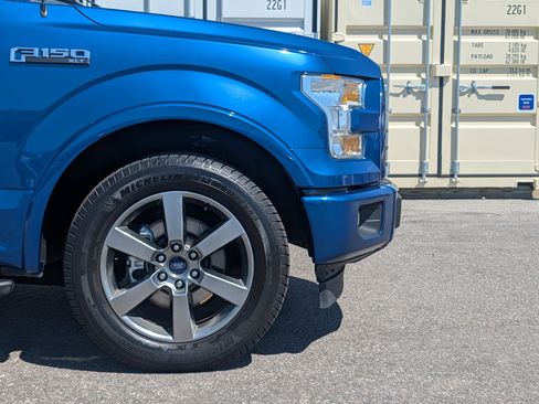 Used 2017 Ford F150 XLT w/ Equipment Group 302A Luxury image 11