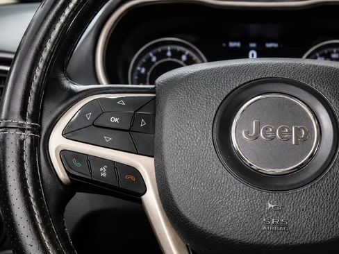 Used 2015 Jeep Cherokee Limited AWD/4WD image 13