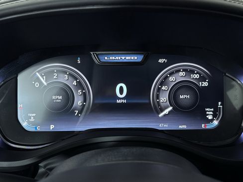 New 2026 RAM 1500 Limited w/ Body Color Bumper Group image 9