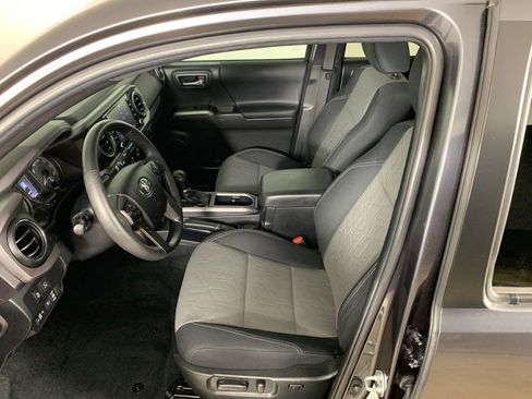 Used 2023 Toyota Tacoma TRD Sport w/ Advanced Technology Package image 28